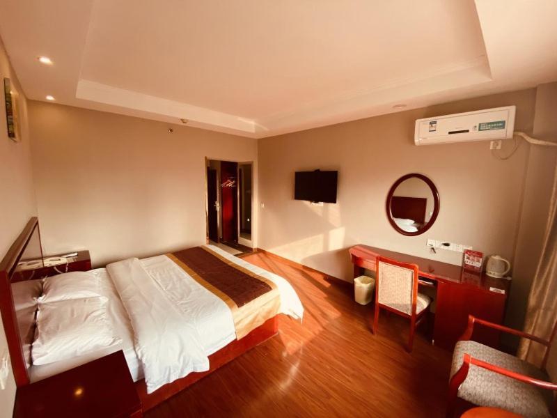 Greentree Inn Huai'An Bus Station Golden Eagle Xinya Huaihai Road Business Hotel Exterior foto