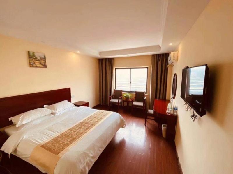 Greentree Inn Huai'An Bus Station Golden Eagle Xinya Huaihai Road Business Hotel Exterior foto