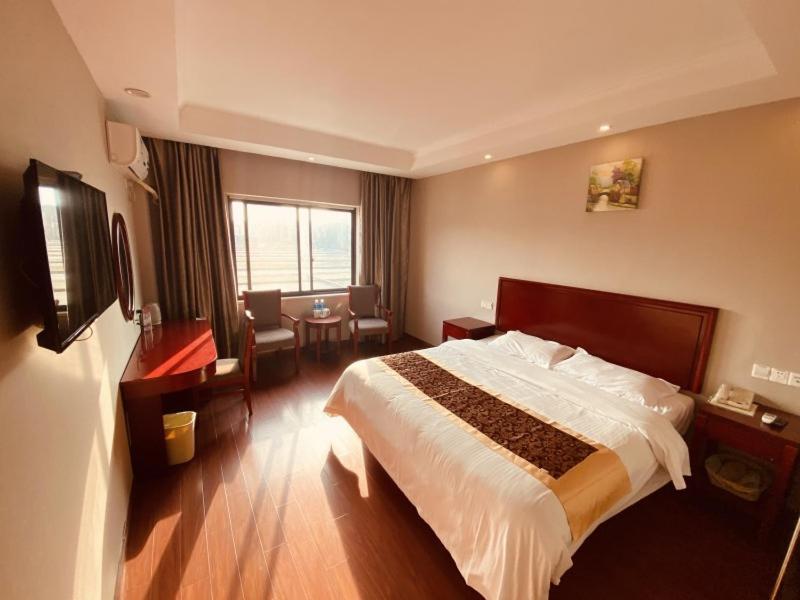 Greentree Inn Huai'An Bus Station Golden Eagle Xinya Huaihai Road Business Hotel Exterior foto