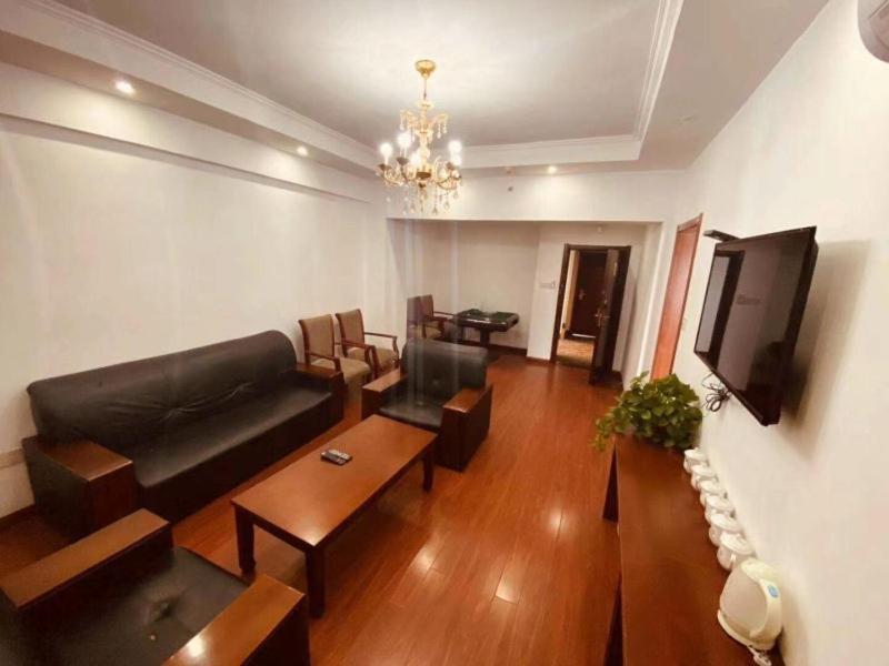 Greentree Inn Huai'An Bus Station Golden Eagle Xinya Huaihai Road Business Hotel Exterior foto
