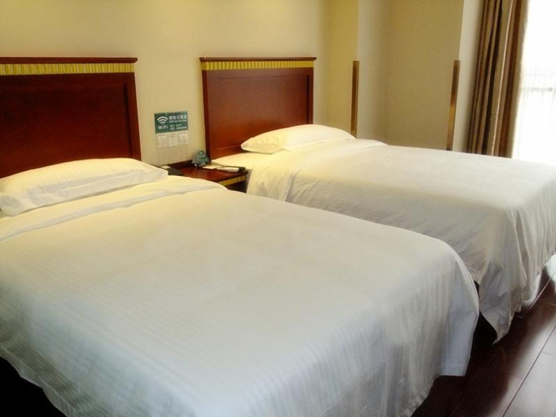 Greentree Inn Huai'An Bus Station Golden Eagle Xinya Huaihai Road Business Hotel Exterior foto