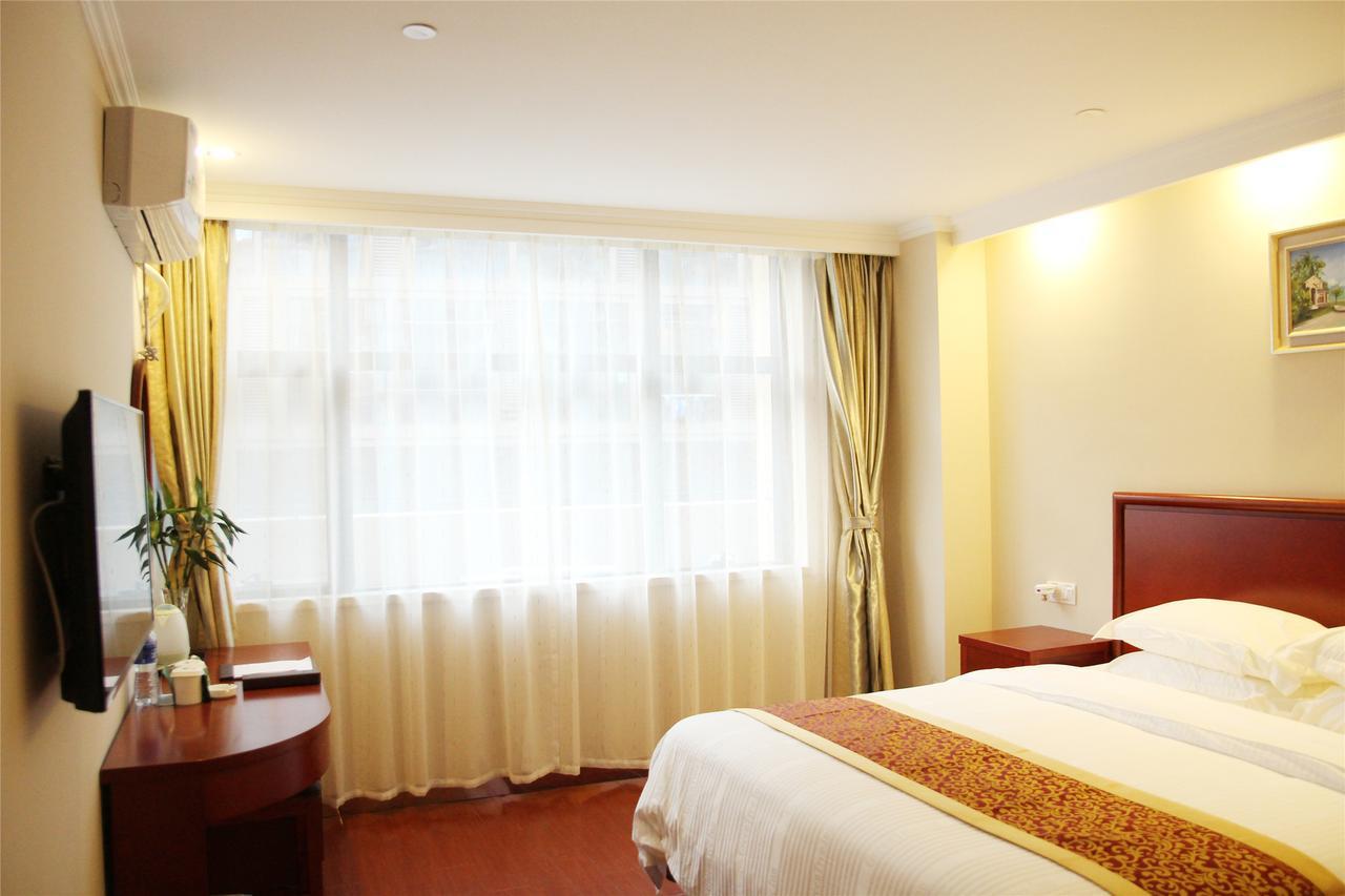 Greentree Inn Huai'An Bus Station Golden Eagle Xinya Huaihai Road Business Hotel Exterior foto