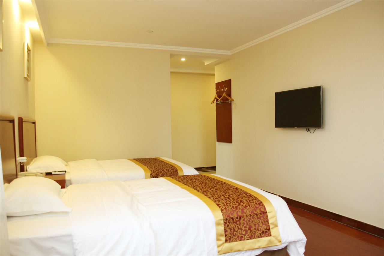 Greentree Inn Huai'An Bus Station Golden Eagle Xinya Huaihai Road Business Hotel Exterior foto