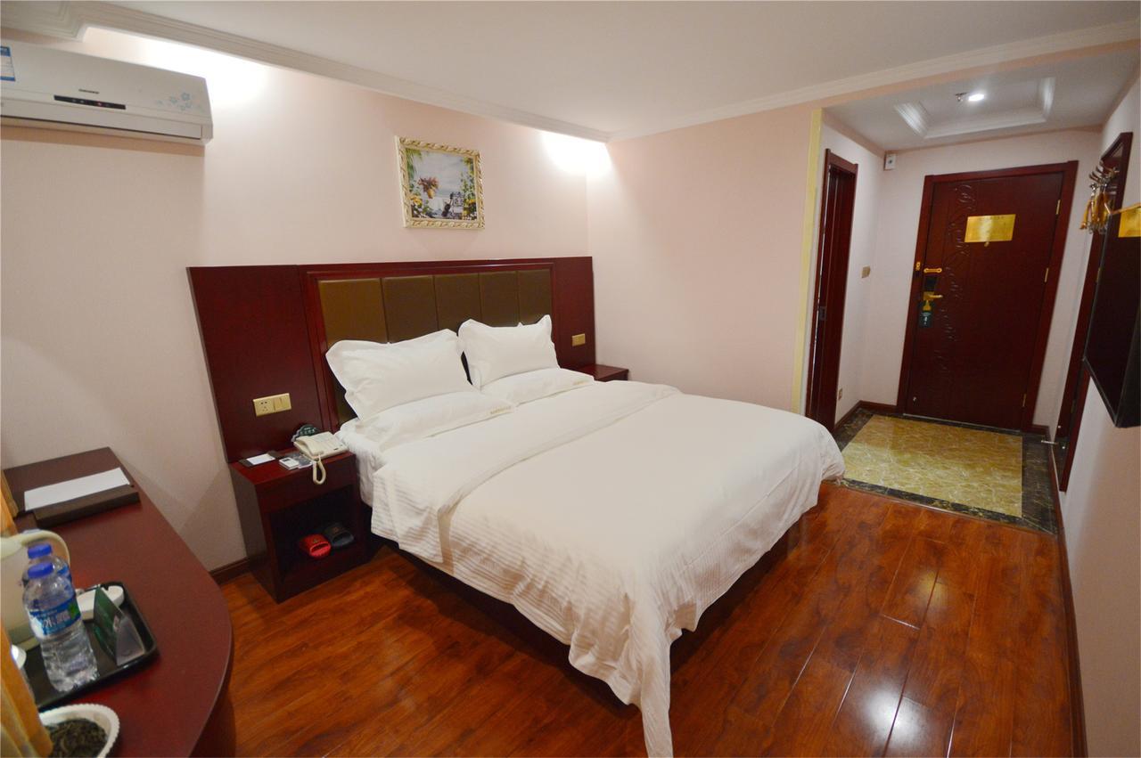 Greentree Inn Huai'An Bus Station Golden Eagle Xinya Huaihai Road Business Hotel Exterior foto